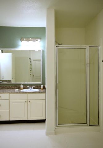 1711 Old Spanish Trail 104, Houston, TX 77054