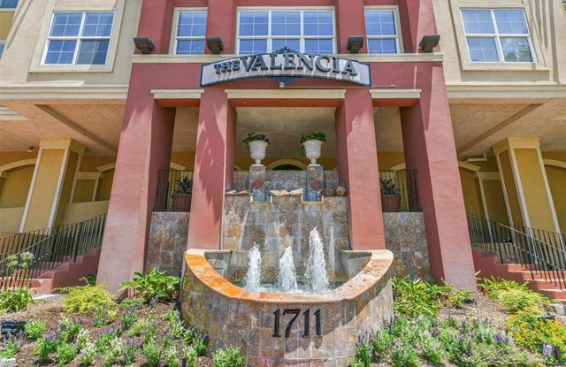 1711 Old Spanish Trail 104, Houston, TX 77054