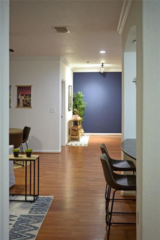 1711 Old Spanish Trail 104, Houston, TX 77054