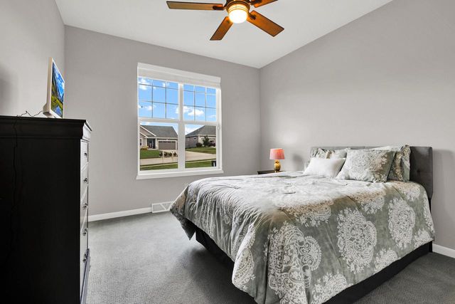 N62W21743 Augusta PARKWAY, Menomonee Falls, WI 53051