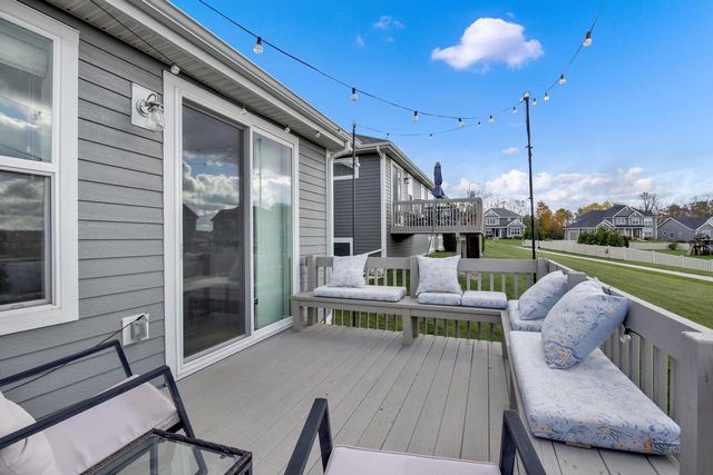 N62W21743 Augusta PARKWAY, Menomonee Falls, WI 53051