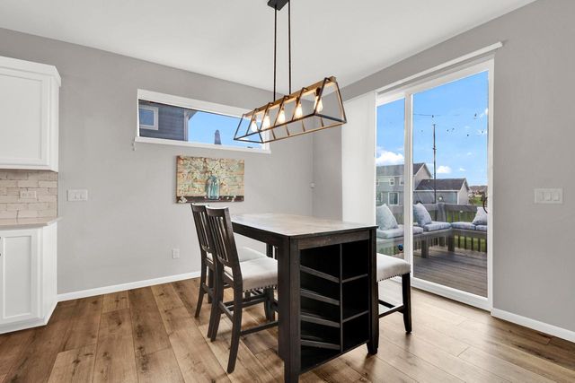 N62W21743 Augusta PARKWAY, Menomonee Falls, WI 53051