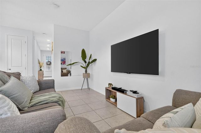 832 LONGBOAT DRIVE, Davenport, FL 33896