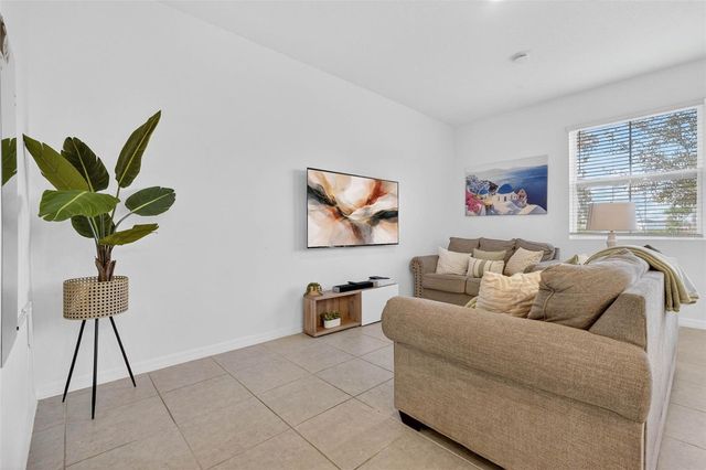 832 LONGBOAT DRIVE, Davenport, FL 33896