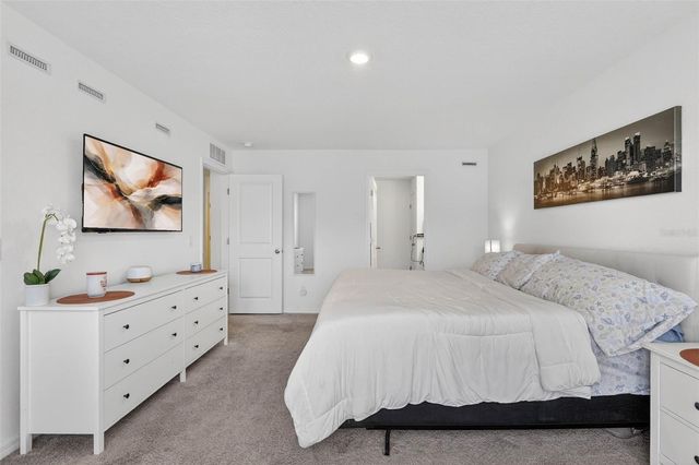 832 LONGBOAT DRIVE, Davenport, FL 33896