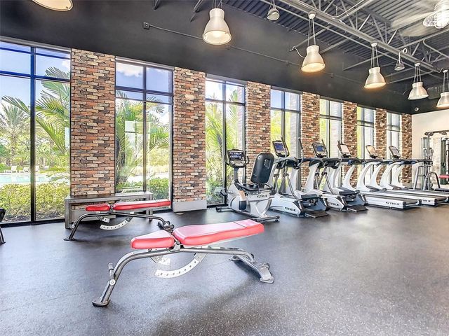 832 LONGBOAT DRIVE, Davenport, FL 33896