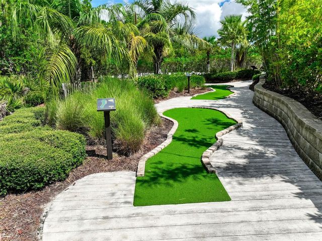 832 LONGBOAT DRIVE, Davenport, FL 33896