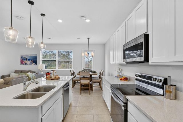 832 LONGBOAT DRIVE, Davenport, FL 33896