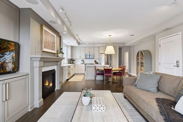 3970 Wooddale Avenue S 201D, Saint Louis Park, MN 55416