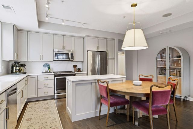 3970 Wooddale Avenue S 201D, Saint Louis Park, MN 55416