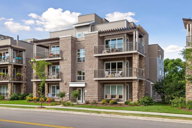 3970 Wooddale Avenue S 201D, Saint Louis Park, MN 55416