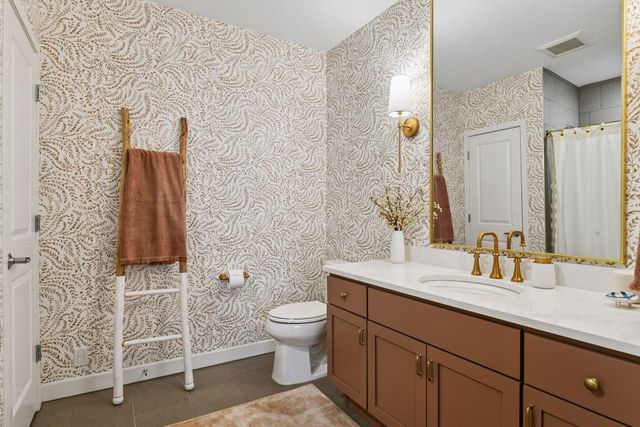3970 Wooddale Avenue S 201D, Saint Louis Park, MN 55416