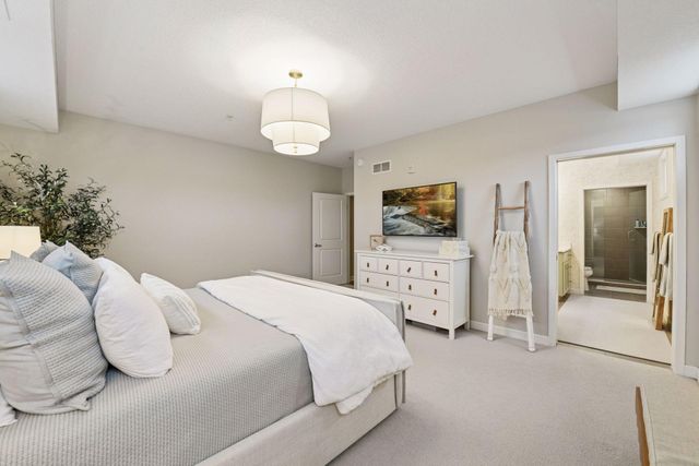 3970 Wooddale Avenue S 201D, Saint Louis Park, MN 55416
