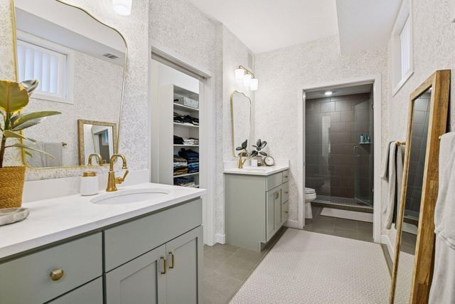 3970 Wooddale Avenue S 201D, Saint Louis Park, MN 55416