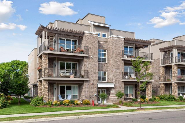 3970 Wooddale Avenue S 201D, Saint Louis Park, MN 55416