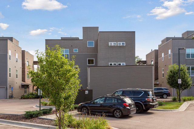 3970 Wooddale Avenue S 201D, Saint Louis Park, MN 55416