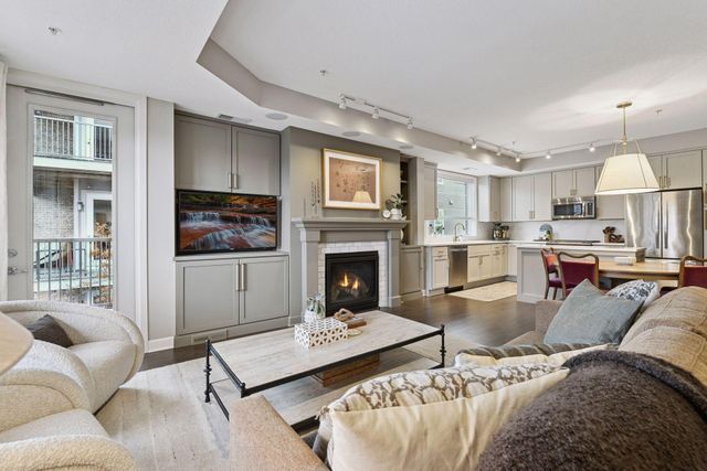 3970 Wooddale Avenue S 201D, Saint Louis Park, MN 55416