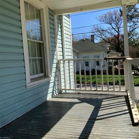 845 E Devonshire Street, Winston-salem, NC 27103