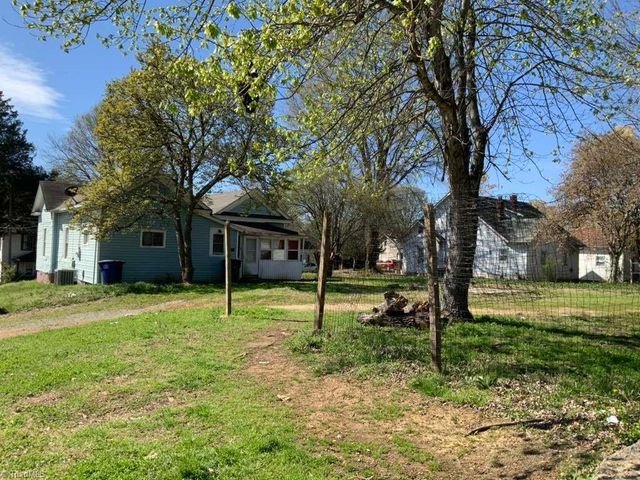 845 E Devonshire Street, Winston-salem, NC 27103