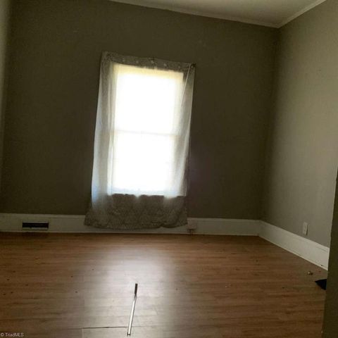 845 E Devonshire Street, Winston-salem, NC 27103