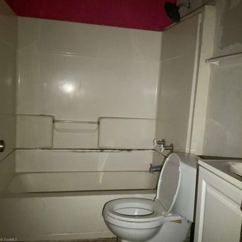 845 E Devonshire Street, Winston-salem, NC 27103