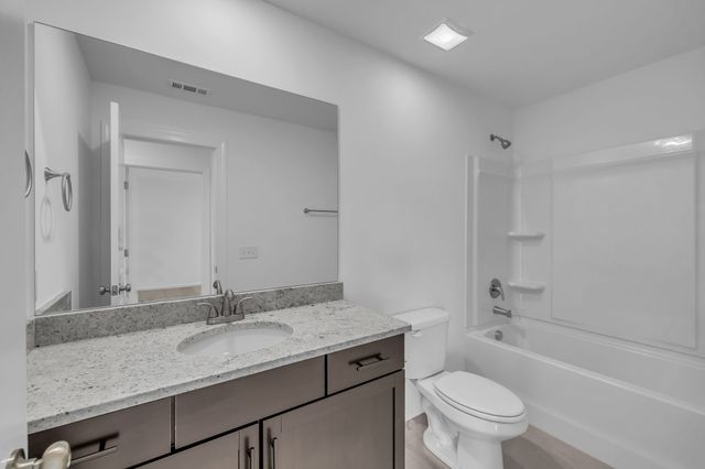 1105 Freeboard Alley, La Vergne, TN 37086