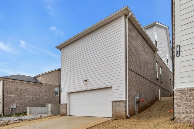 1105 Freeboard Alley, La Vergne, TN 37086