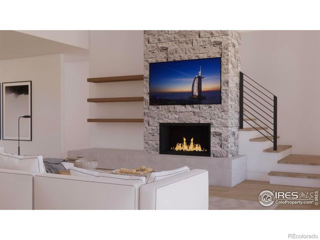 975 William Way, Berthoud, CO 80513