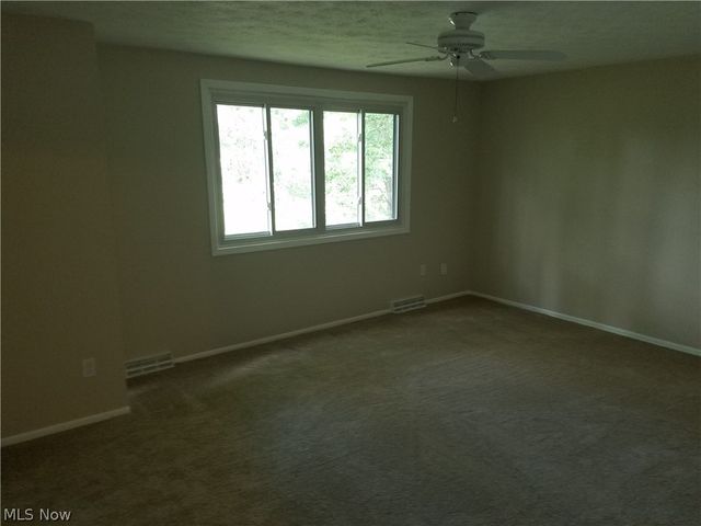1807 Higby Drive, Stow, OH 44224