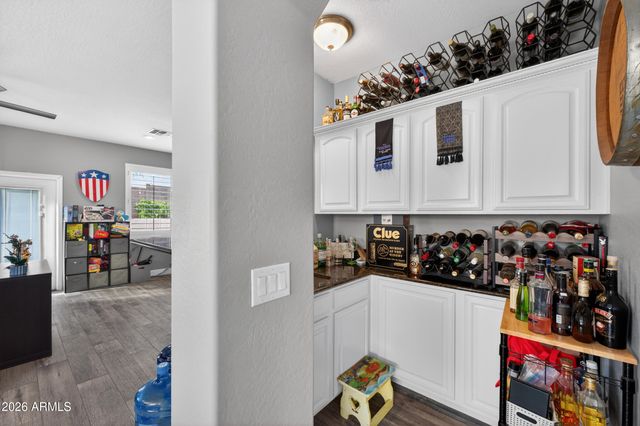 2522 E Ridge Creek Road, Phoenix, AZ 85024