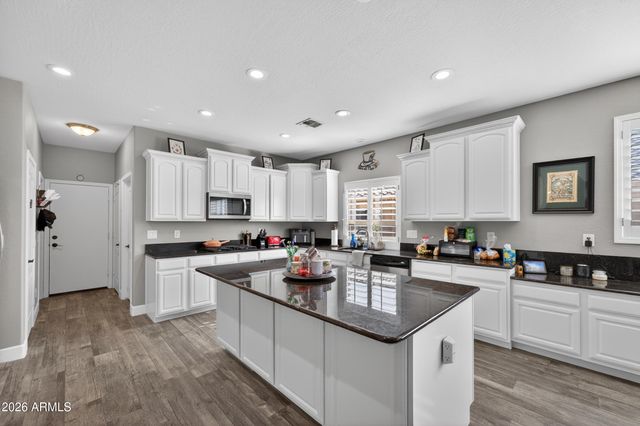 2522 E Ridge Creek Road, Phoenix, AZ 85024
