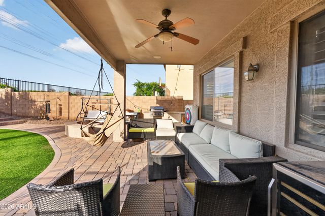 2522 E Ridge Creek Road, Phoenix, AZ 85024