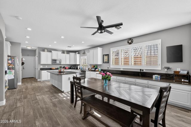 2522 E Ridge Creek Road, Phoenix, AZ 85024