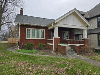 404 N Madriver Street 404 N Madriver Street, Bellefontaine, OH 43311