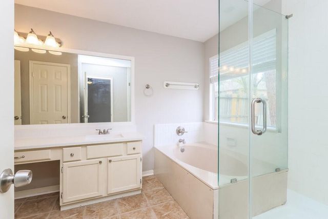 2711 Knollbrook Lane, Spring, TX 77373