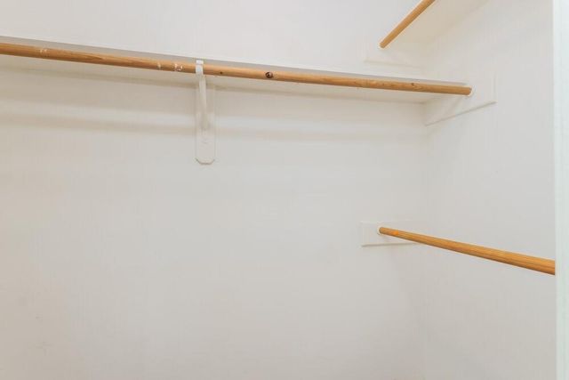 2711 Knollbrook Lane, Spring, TX 77373