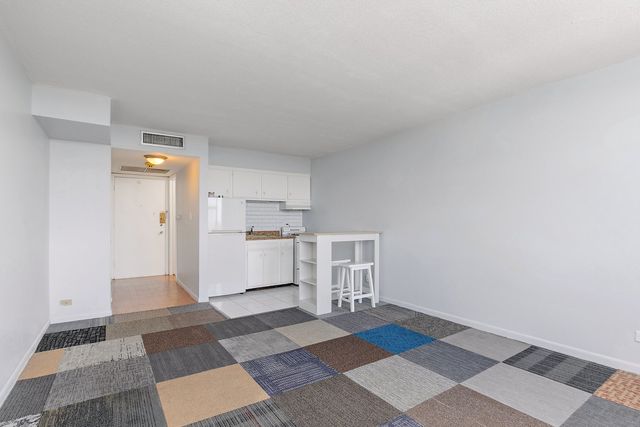 7234 W North Avenue 1203, Elmwood Park, IL 60707