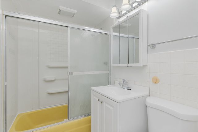 7234 W North Avenue 1203, Elmwood Park, IL 60707