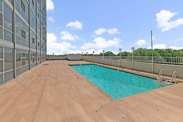 7234 W North Avenue 1203, Elmwood Park, IL 60707