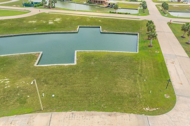21 Big Torch, Hitchcock, TX 77563