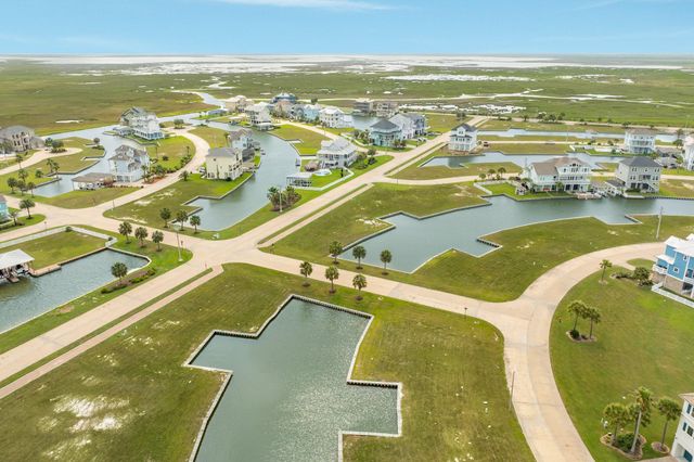 21 Big Torch, Hitchcock, TX 77563
