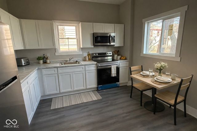 2421 N Capitol Avenue, Indianapolis, IN 46208