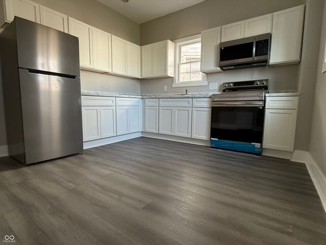 2421 N Capitol Avenue, Indianapolis, IN 46208