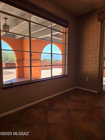 1593 S La Cañada Drive, Green Valley, AZ 85622