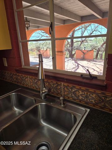 1593 S La Cañada Drive, Green Valley, AZ 85622