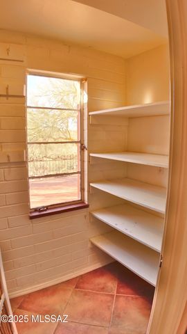 1593 S La Cañada Drive, Green Valley, AZ 85622