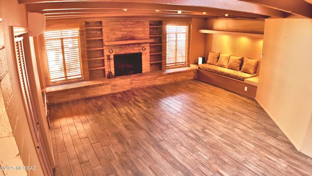 1593 S La Cañada Drive, Green Valley, AZ 85622