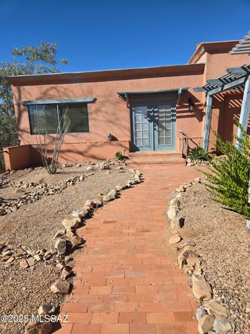 1593 S La Cañada Drive, Green Valley, AZ 85622
