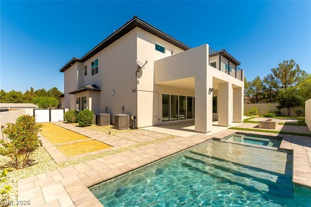 3423 Spanish Winds Court, Las Vegas, NV 89141