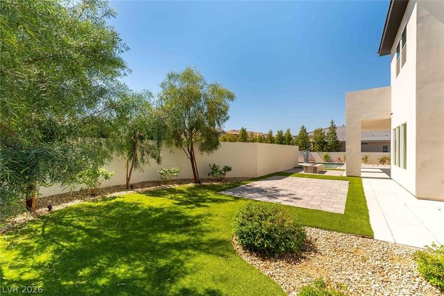 3423 Spanish Winds Court, Las Vegas, NV 89141